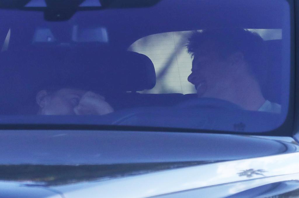 Irina Shayk and Tom Brady in car