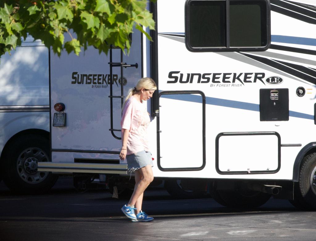 Tori Spelling RV