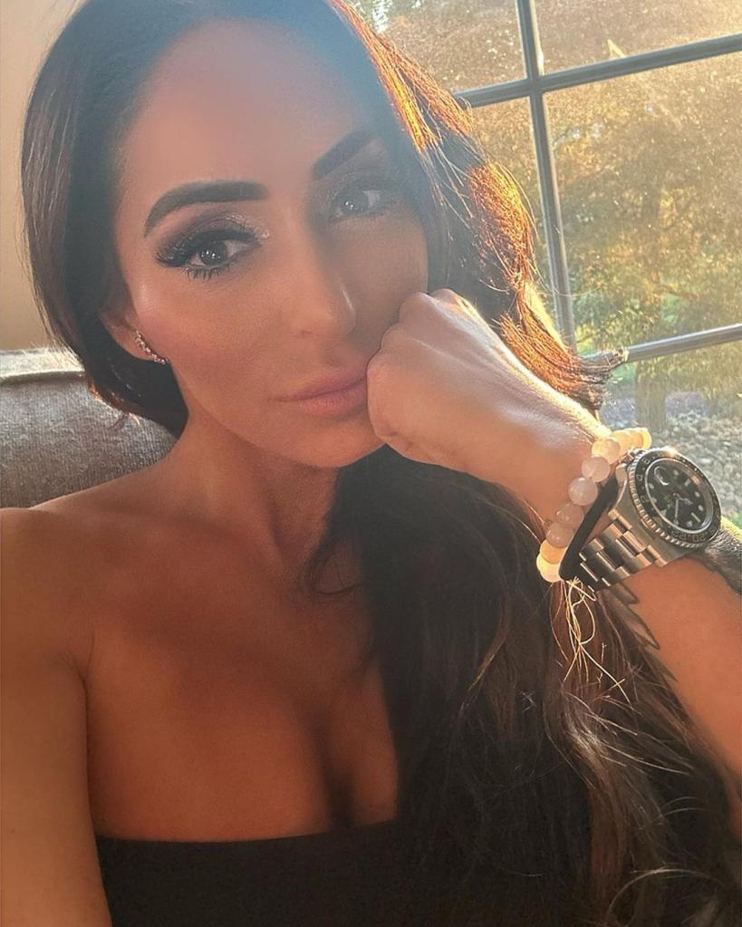 Angelina Pivarnick selfie.