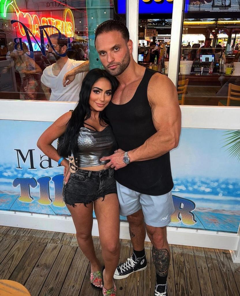 Angelina Pivarnick  and fiancé Vinny Tortorella