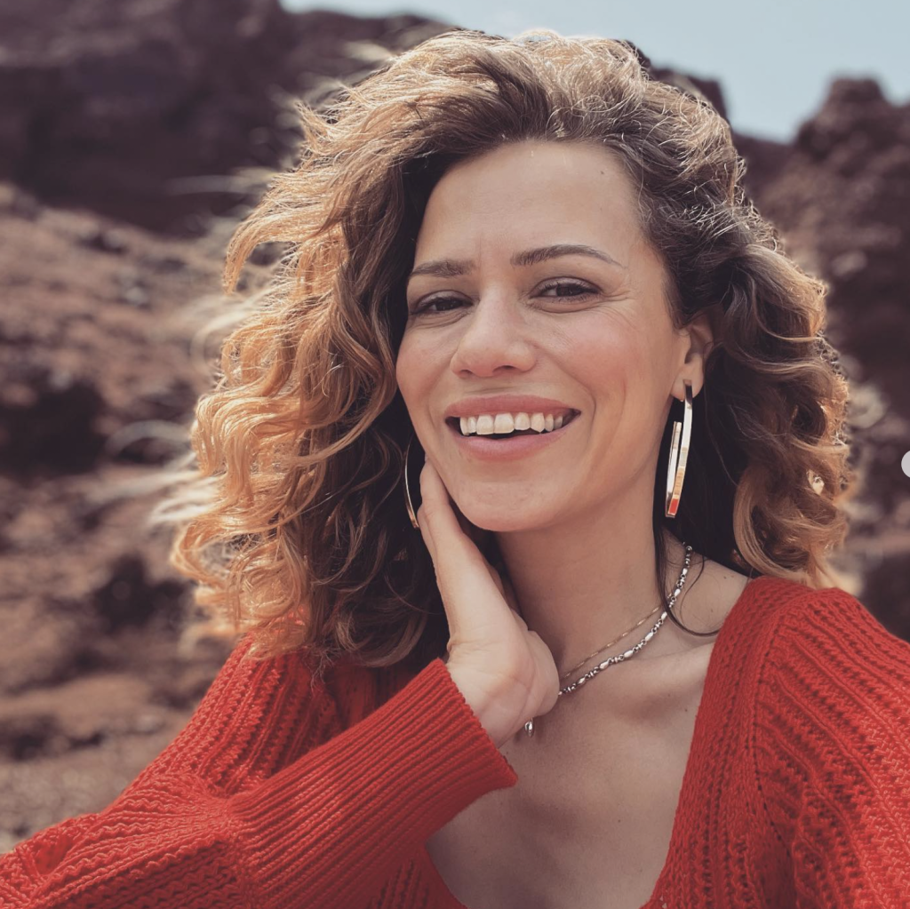 Actress Bethany Joy Lenz revealed at one point her "One Tree Hill" co-stars tried to "rescue" her from a cult she had been involved with. 