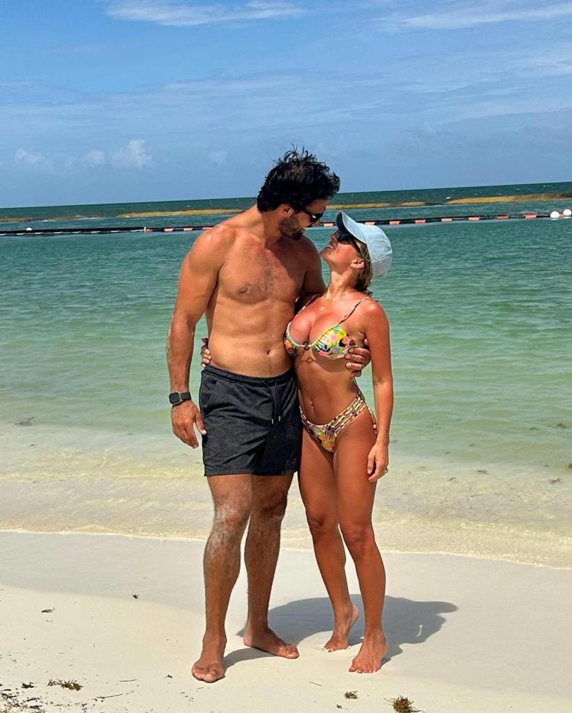 Jessie James Decker and Eric Decker