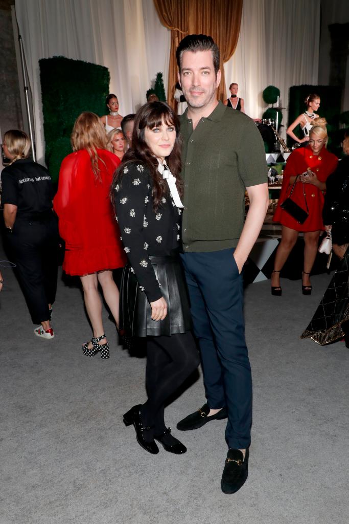  Zooey Deschanel and Jonathan Scott