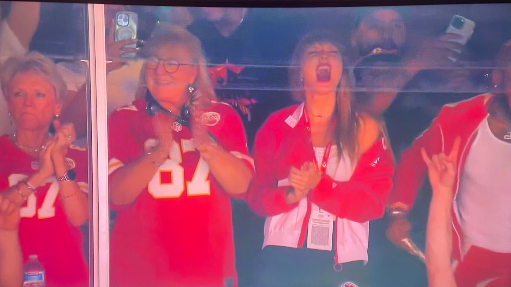 Taylor Swift spotted at NFL game with Travis Kelce’s mom