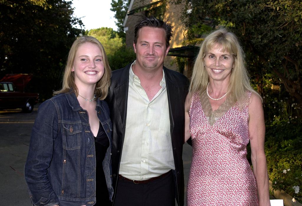 Matthew Perry with mom Suzanne and sister Emily