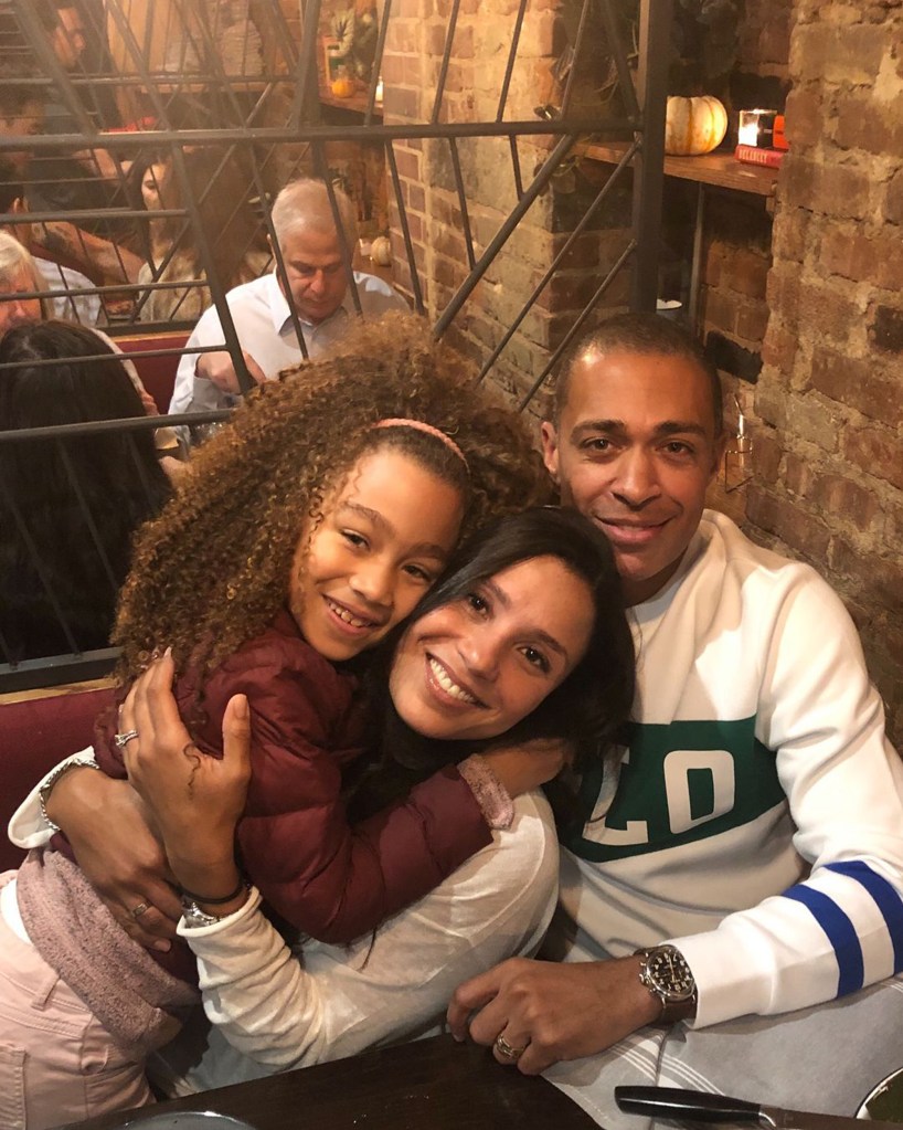 marilee fiebig hugging her daughter sabine next to tj holmes