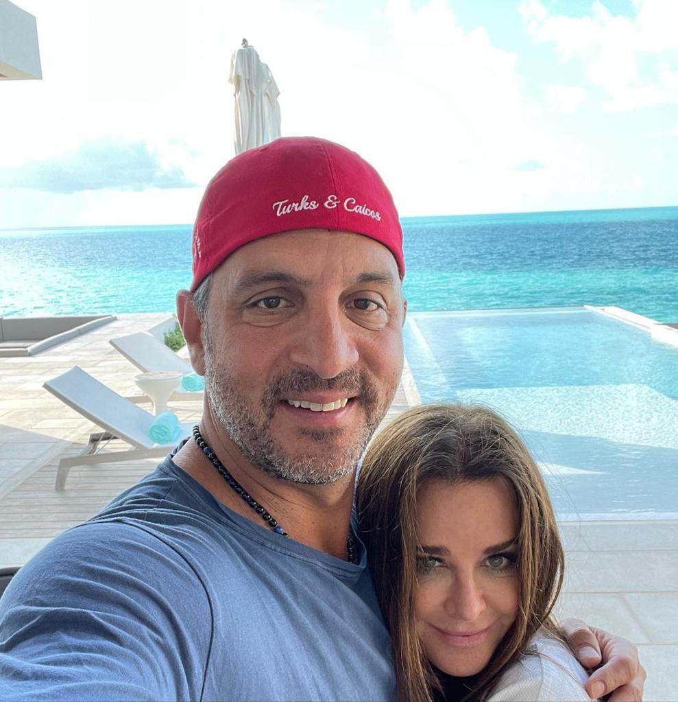 Mauricio Umansky and Kyle Richards