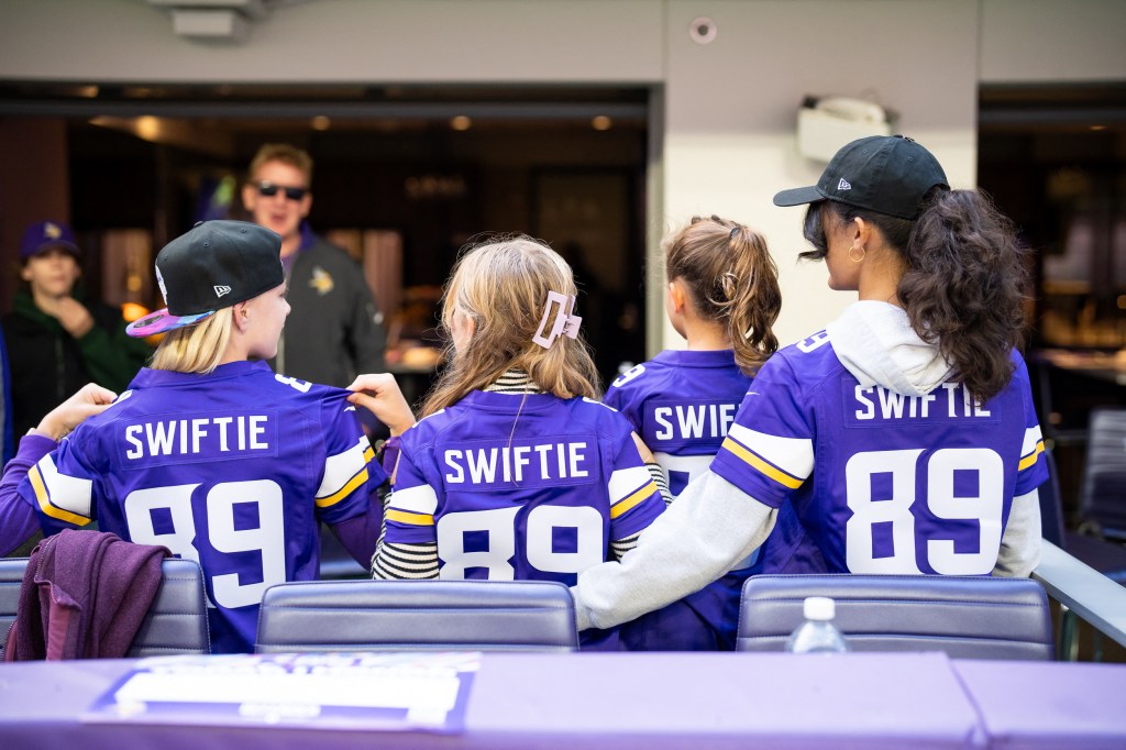 Swiftie fans at the Minnesota Vikings game