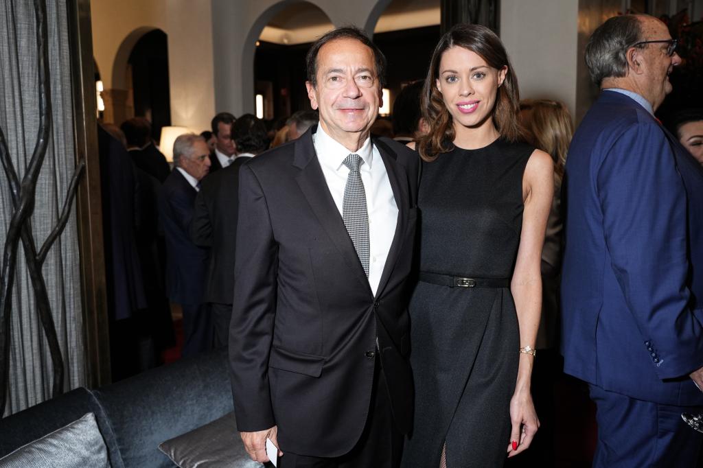 lina de Almeida , John Paulson