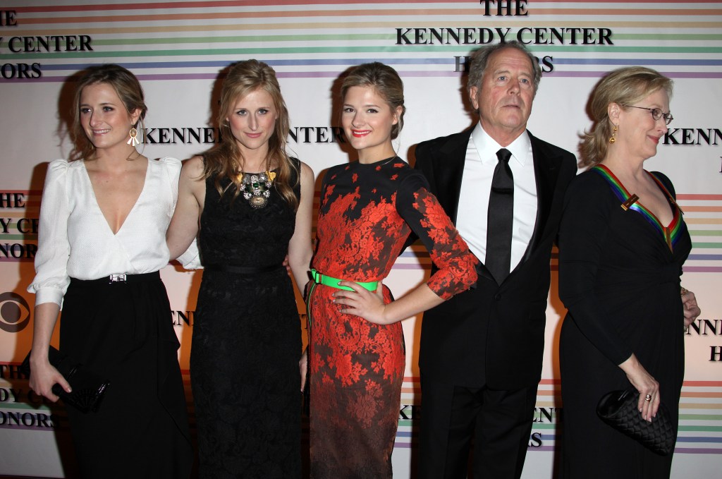 Grace Gummer, Mamie Gummer, Louisa Gummer, Don Gummer, Meryl Streep 