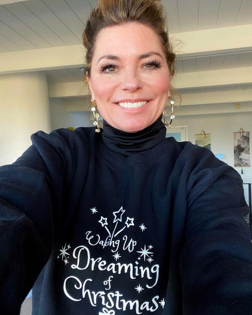 Shania Twain selfie 