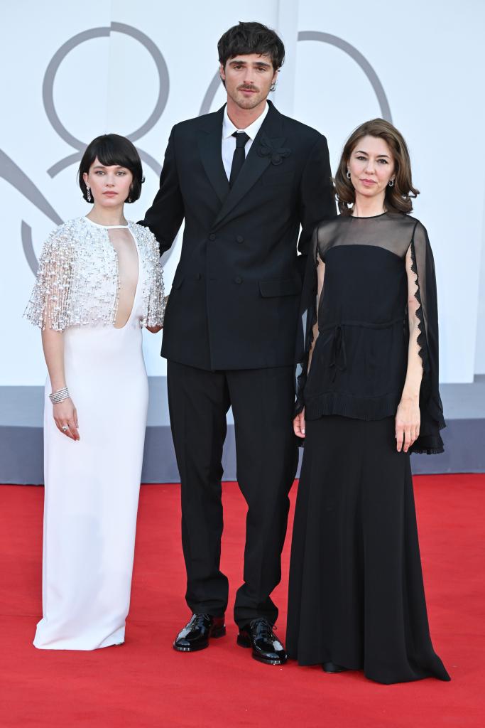 Cailee Spaeny, Jacob Elordi and  Sofia Coppola at a red carpet premiere.