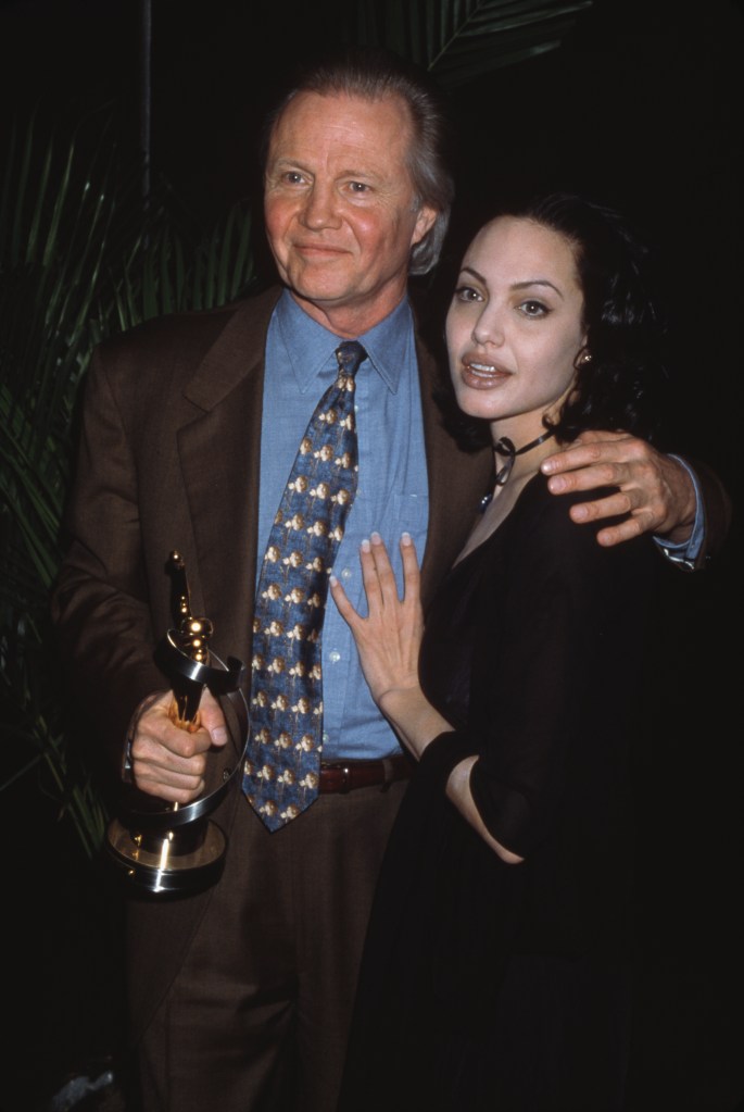 angelina jolie and jon voight when she won her oscar