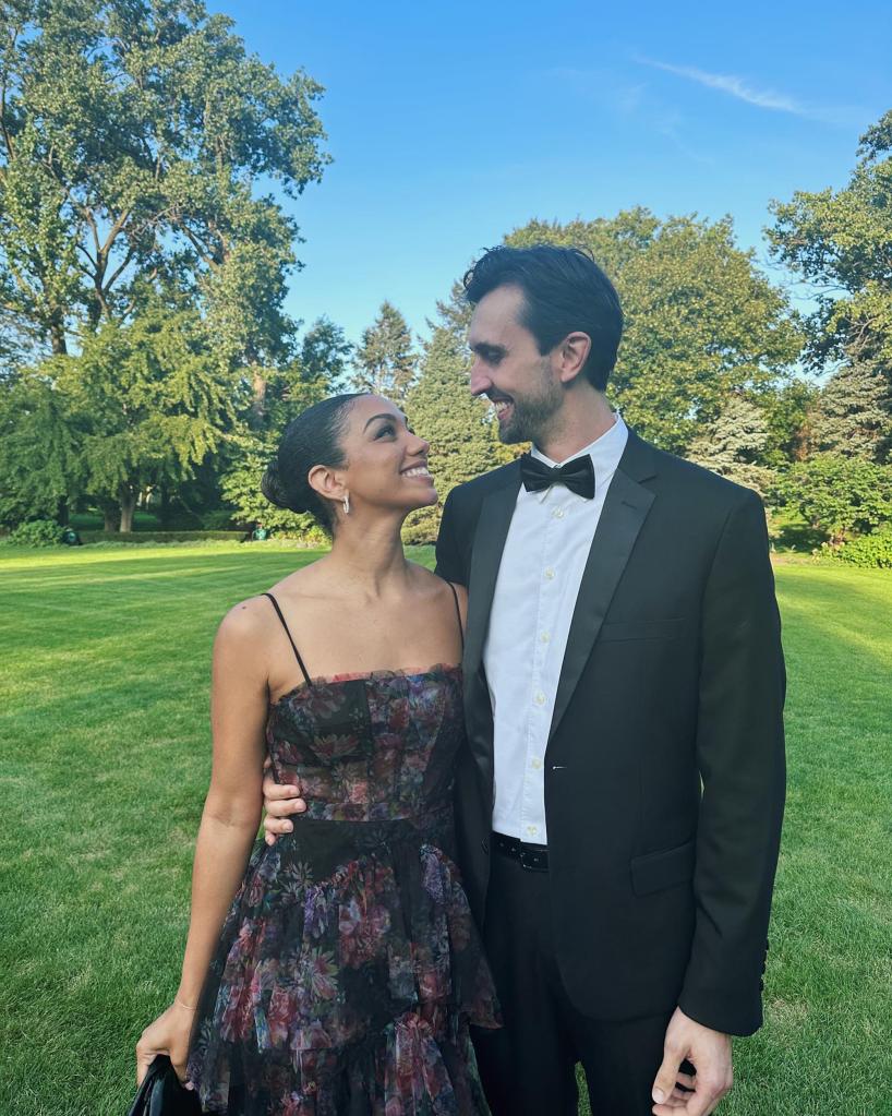 corinne foxx and boyfriend joe hooten glowing at each other