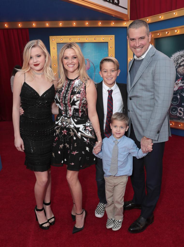 Ava Phillippe, Reese Witherspoon, Deacon Phillippe, Tennessee James Toth and Jim Toth
