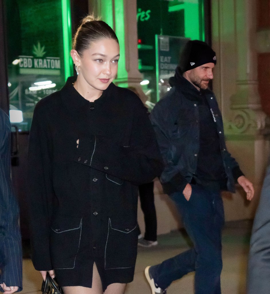 11/04/2023 PREMIUM EXCLUSIVE: Gigi Hadid and Bradley Cooper are pictured leaving Zero Bond in New York City. The 28 year old American model appeared to have arrived to the venue Taylor Swift and a large group of friends before exiting sometime later with the 48 year old American actor trailing close behind.
