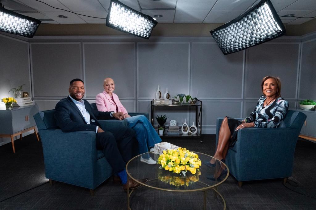 michael strahan, isabella strahan and robin roberts