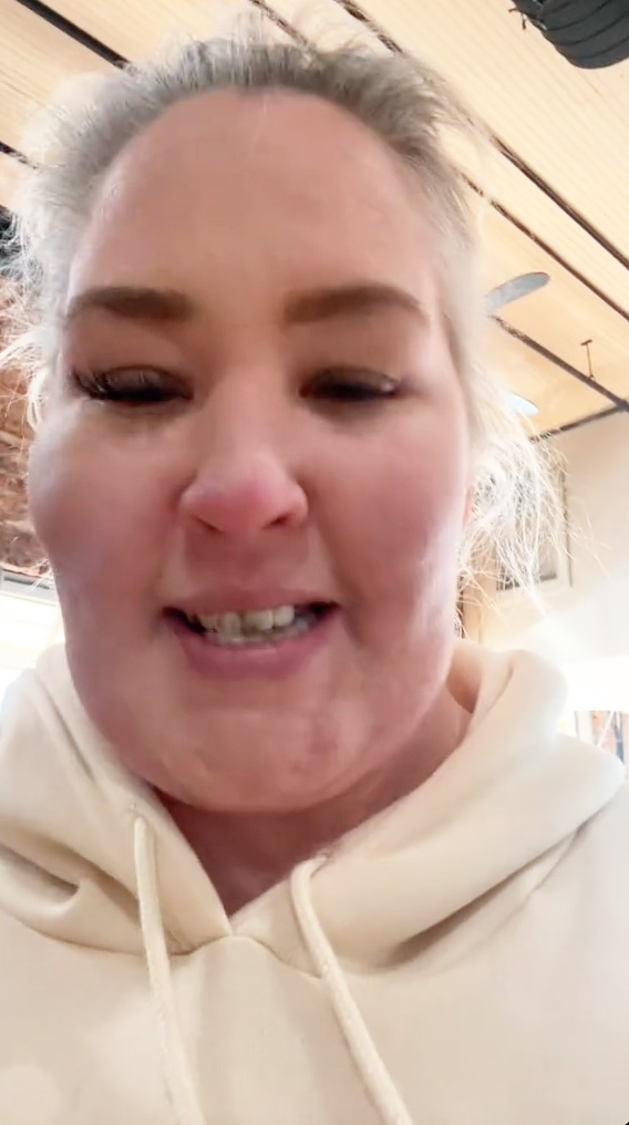 June "Mama June" Shannon selfie video