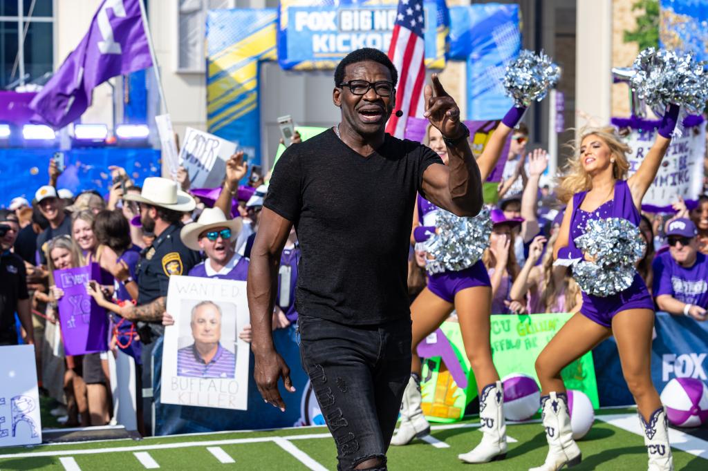 A photo of Michael Irvin