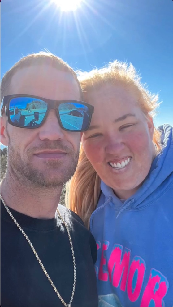 June "Mama June" Shannon selfie with husband Justin Stroud