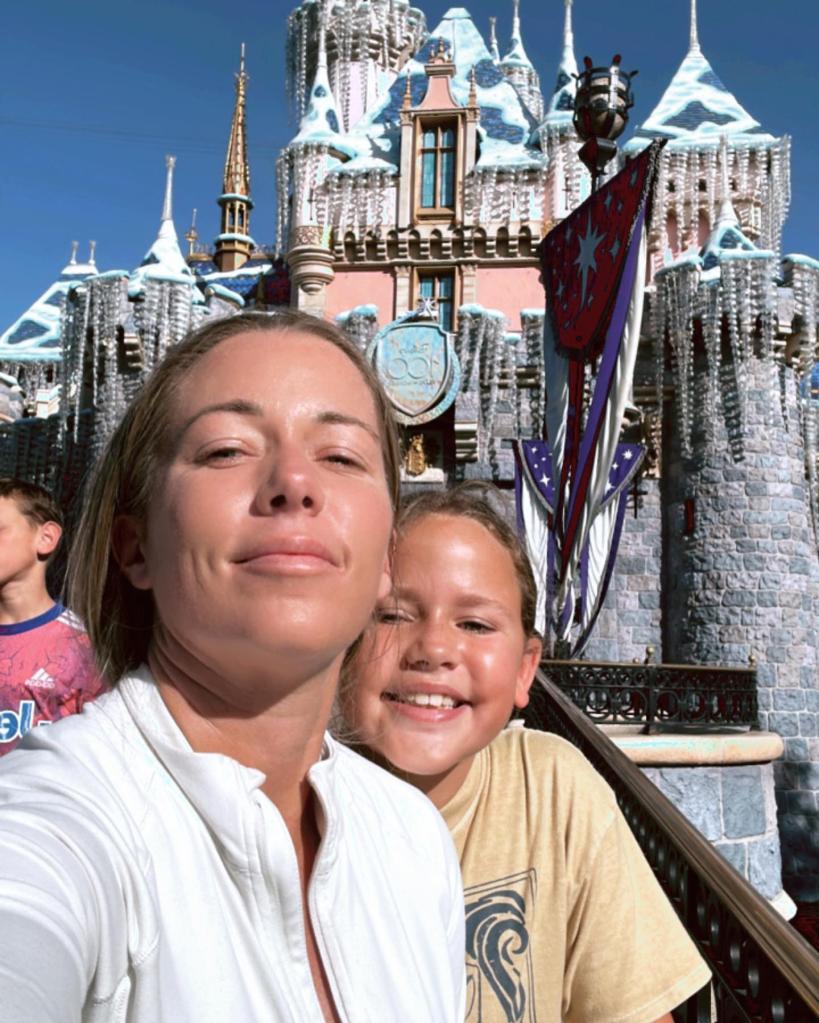 Kendra Wilkinson and daughter Alijah Mary 