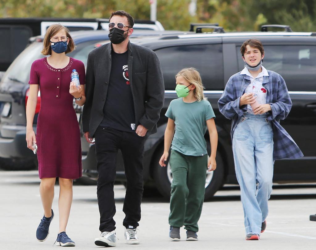 Ben Affleck with his three kids