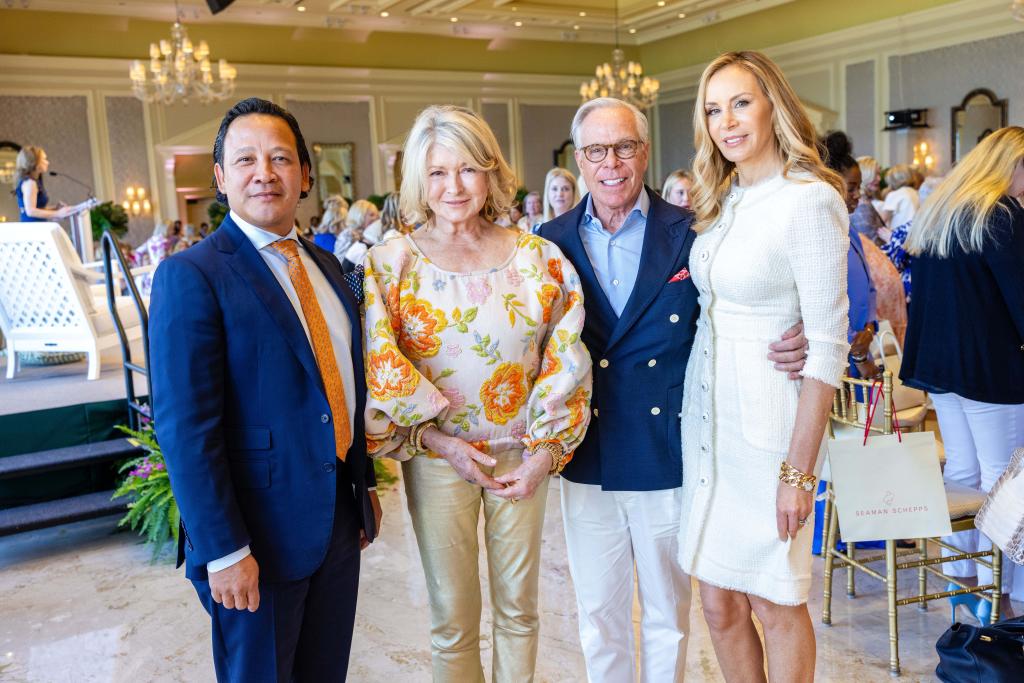 Martha Stewart, Tommy Hilfiger and Dee Ocleppo posing at Old Bags luncheon.