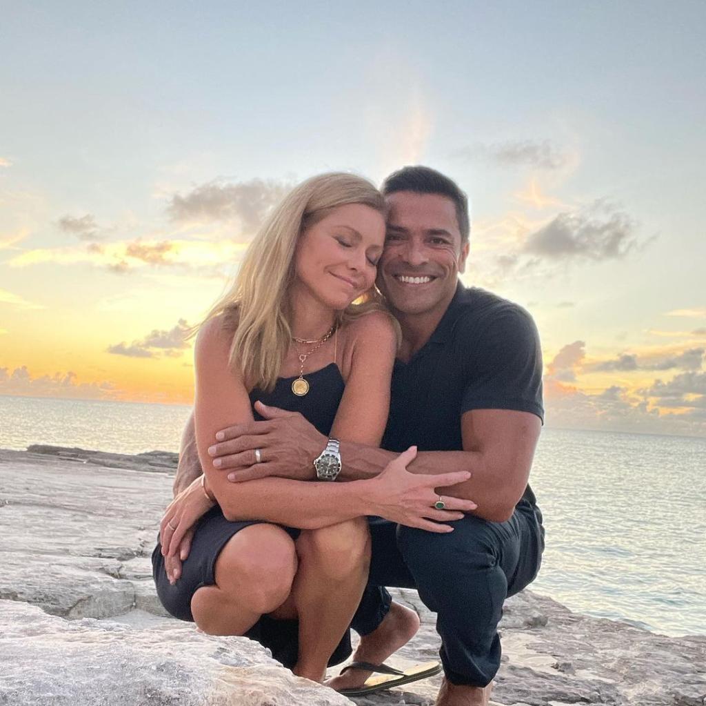 Mark Consuelos and Kelly Ripa at the beach