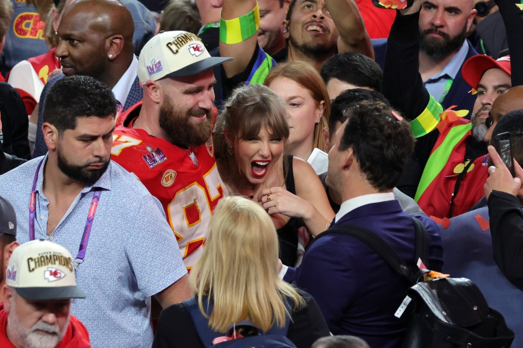 taylor swift and travis kelce.