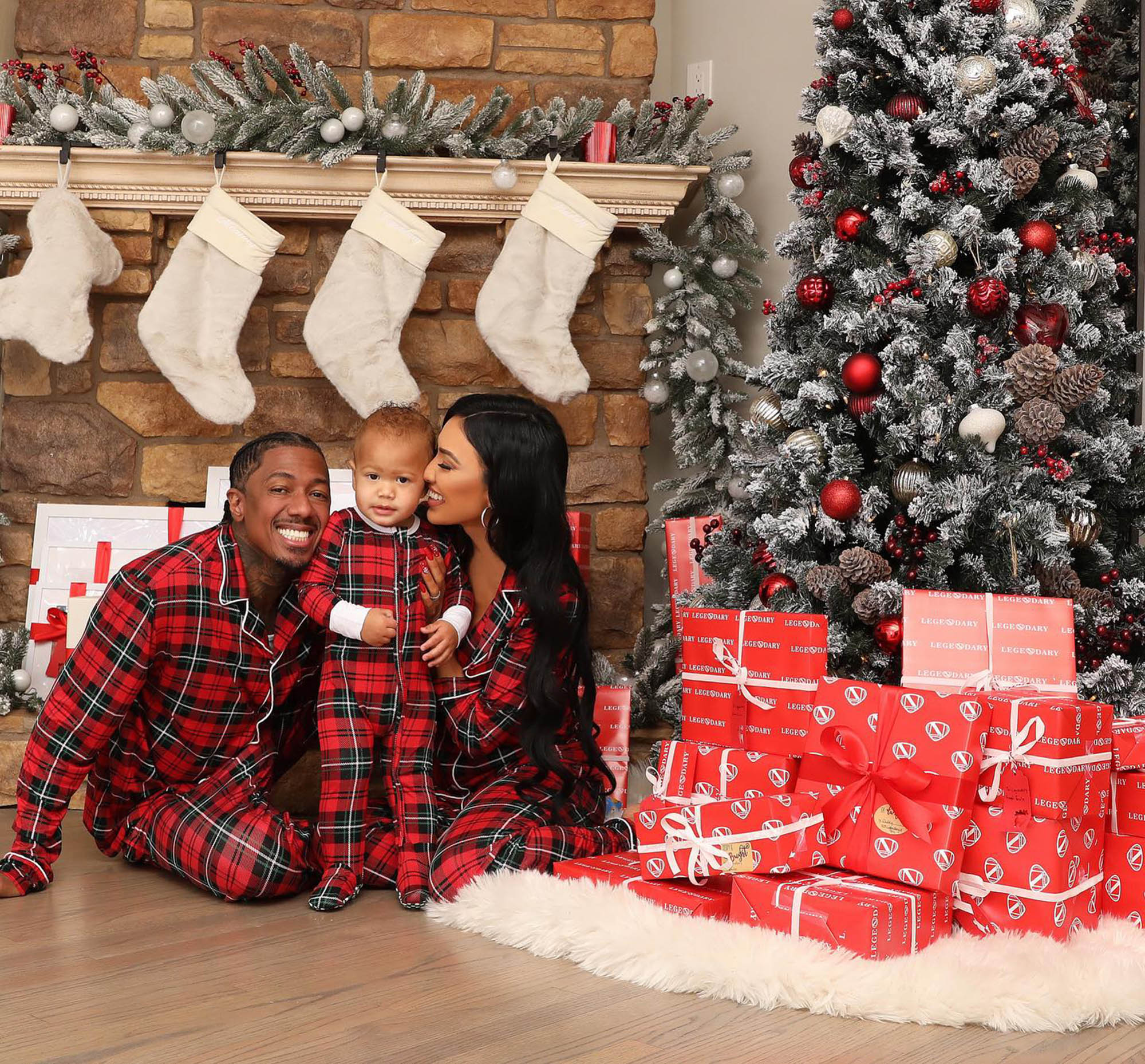 Nick Cannon, Bre Tiesi and son