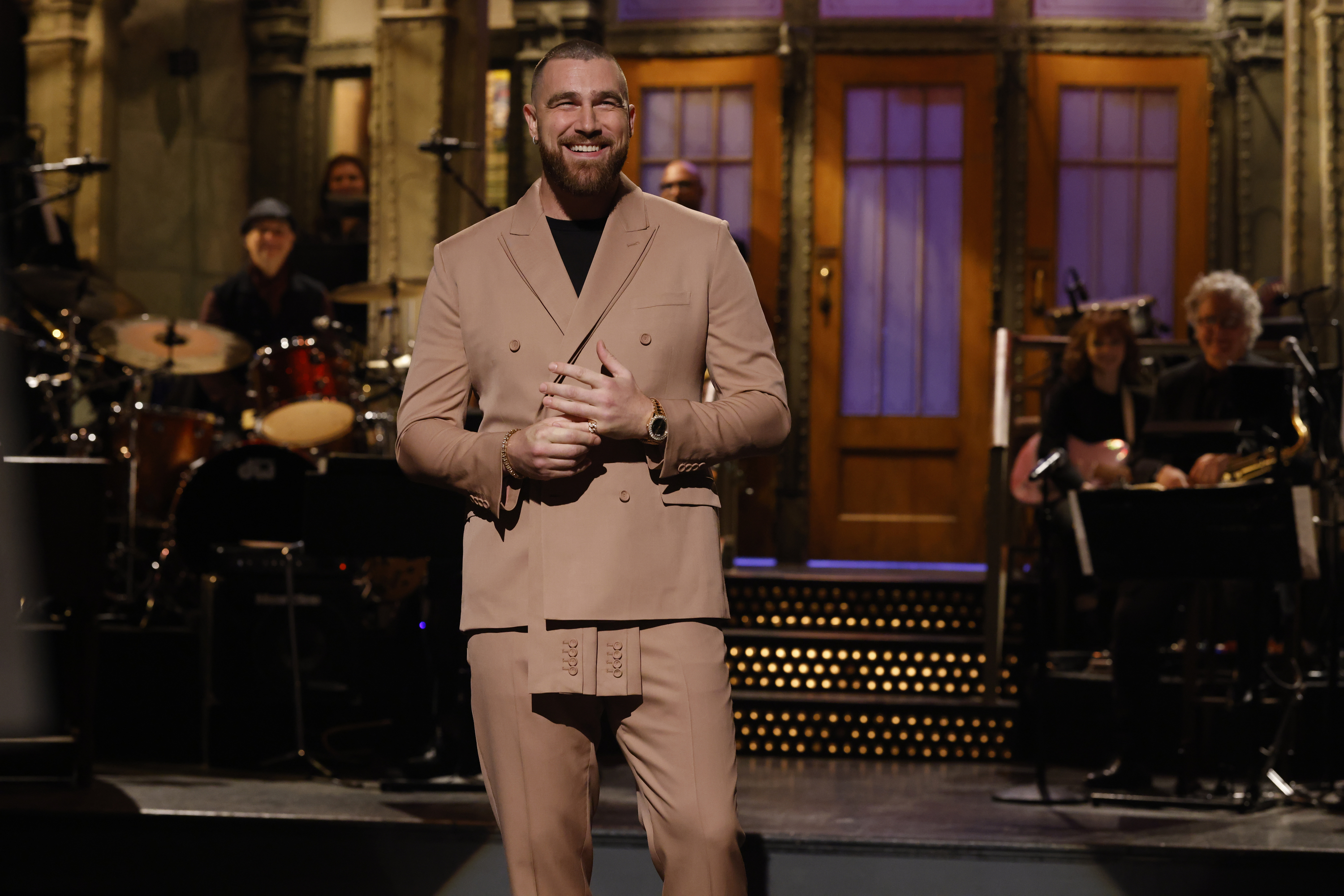 travis kelce on the "snl" stage