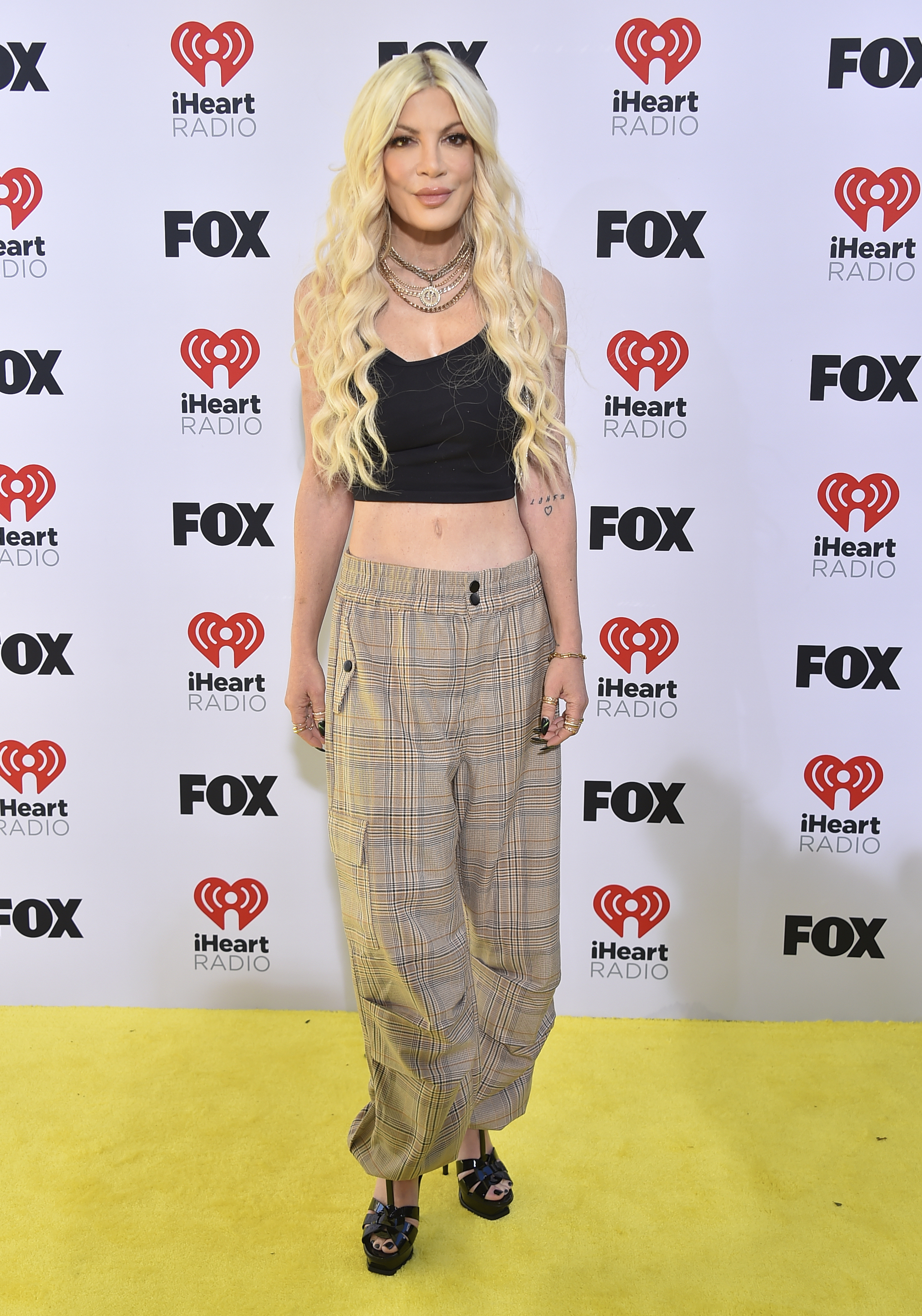 Tori Spelling at the 2024 iHeartRadio Music Awards.