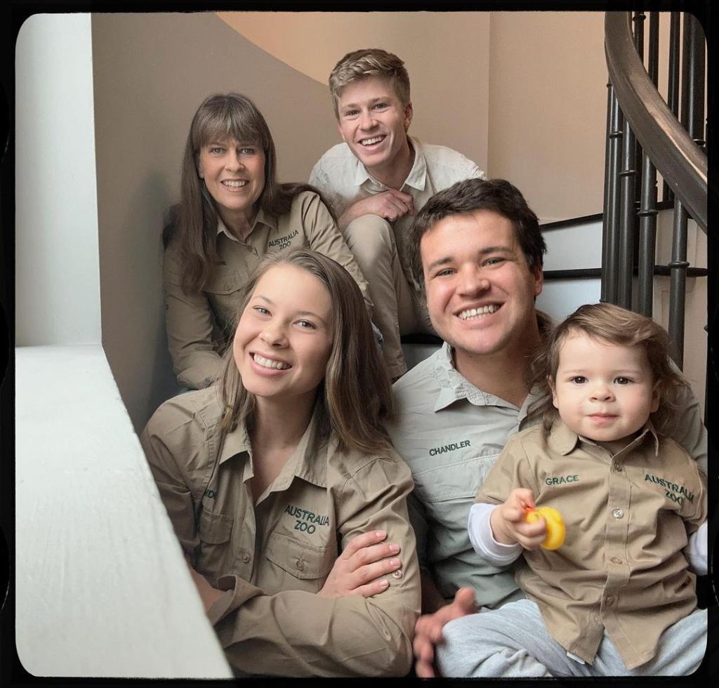 Robert and Terri Irwin and Bindi Irwin and her husband Chandler Powell and their daughter, Grace.