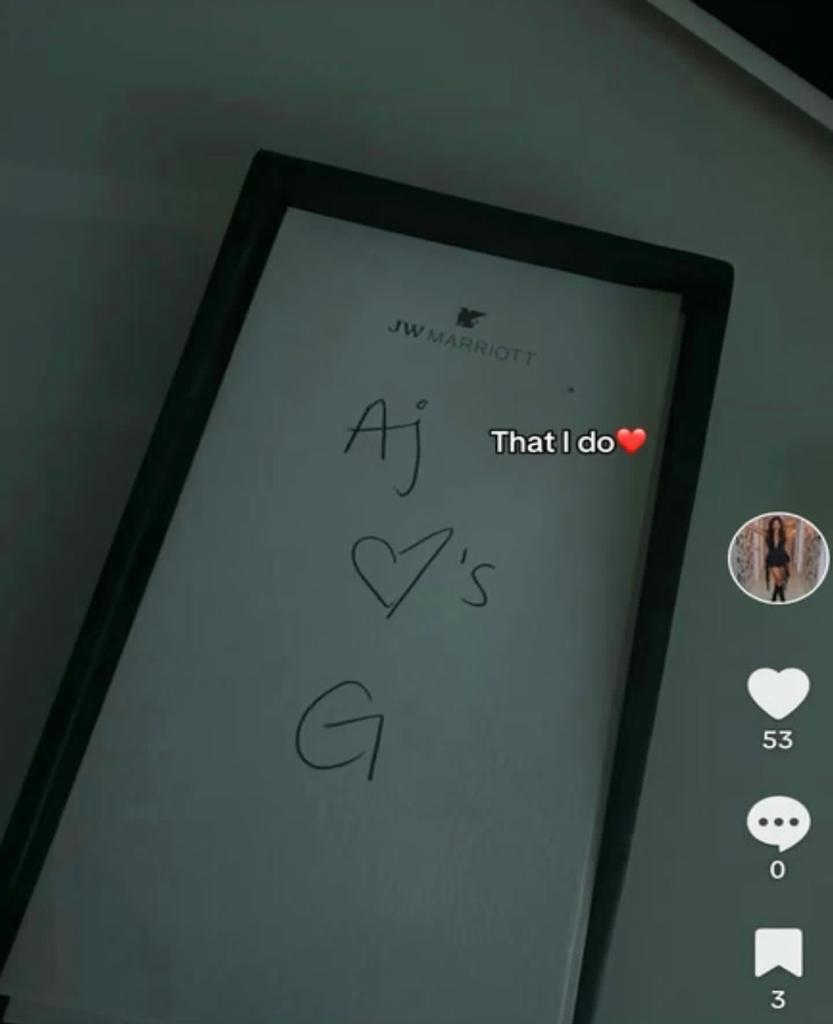 "Aj ♥'s G" note