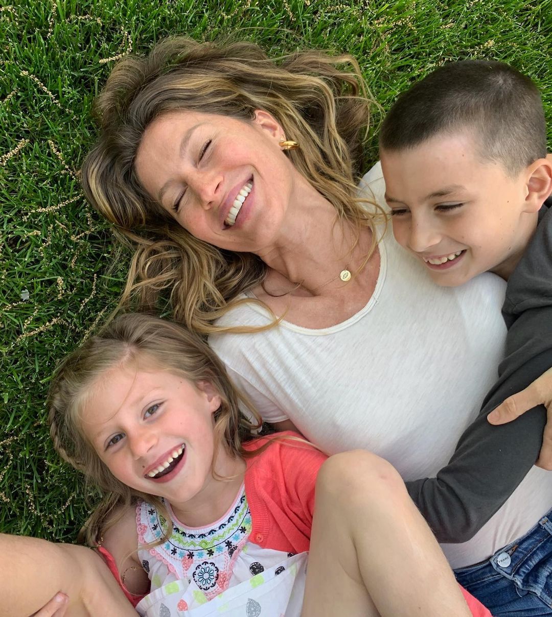 Gisele Bündchen and her kids.