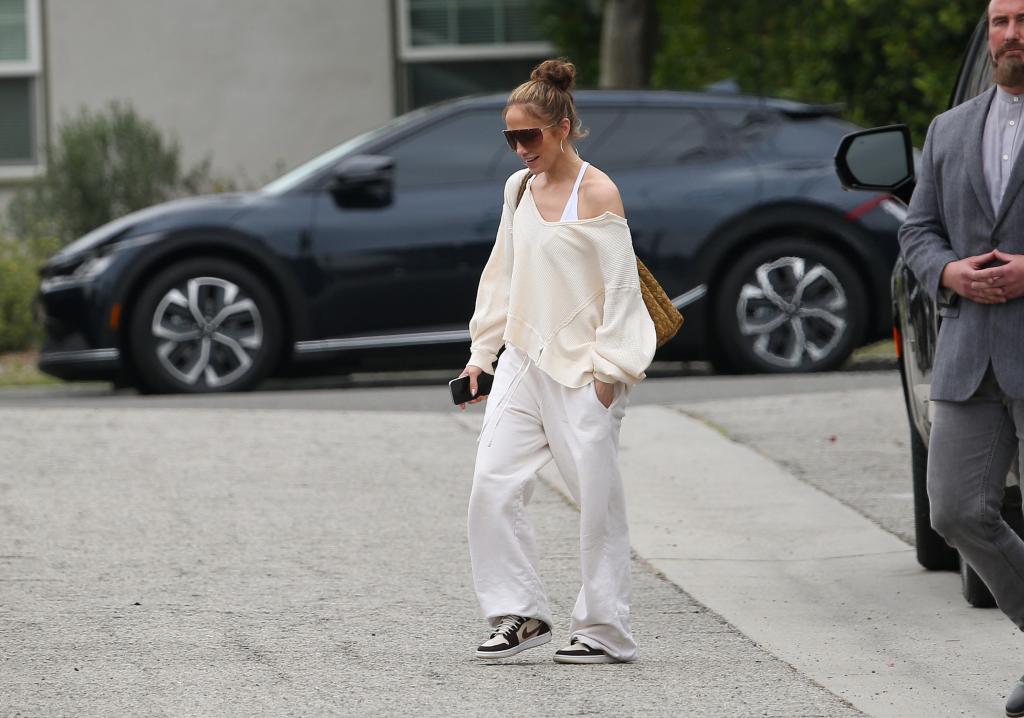 Jennifer Lopez walking