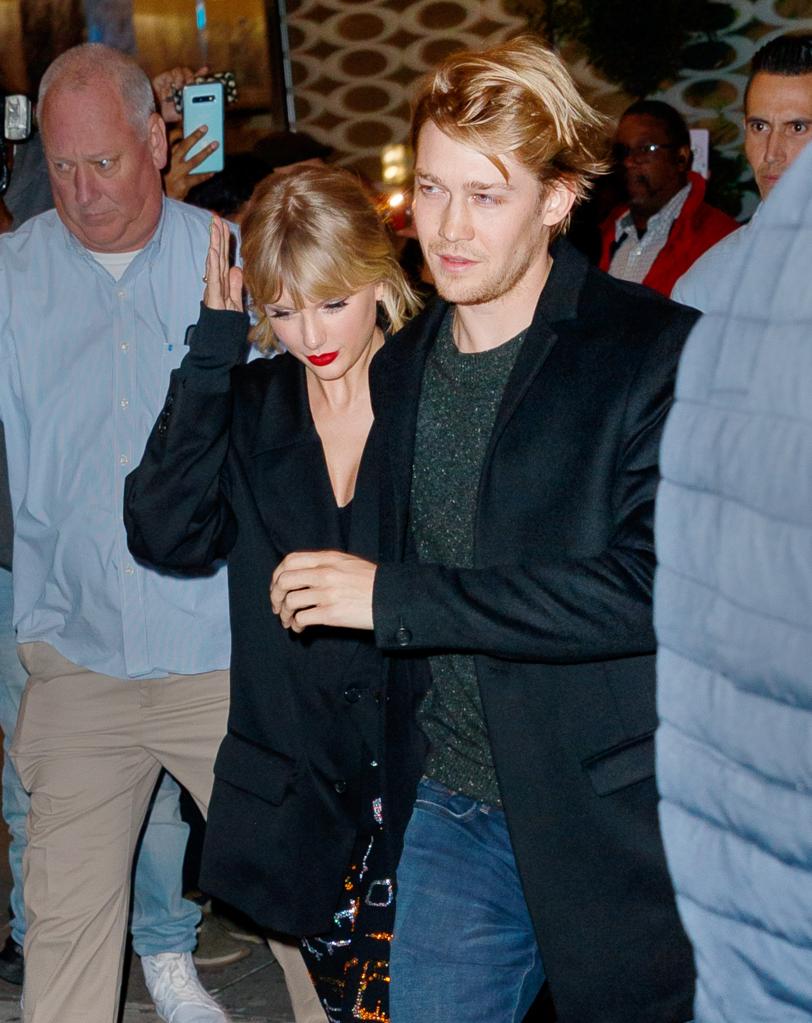 Taylor Swift and Joe Alwyn 