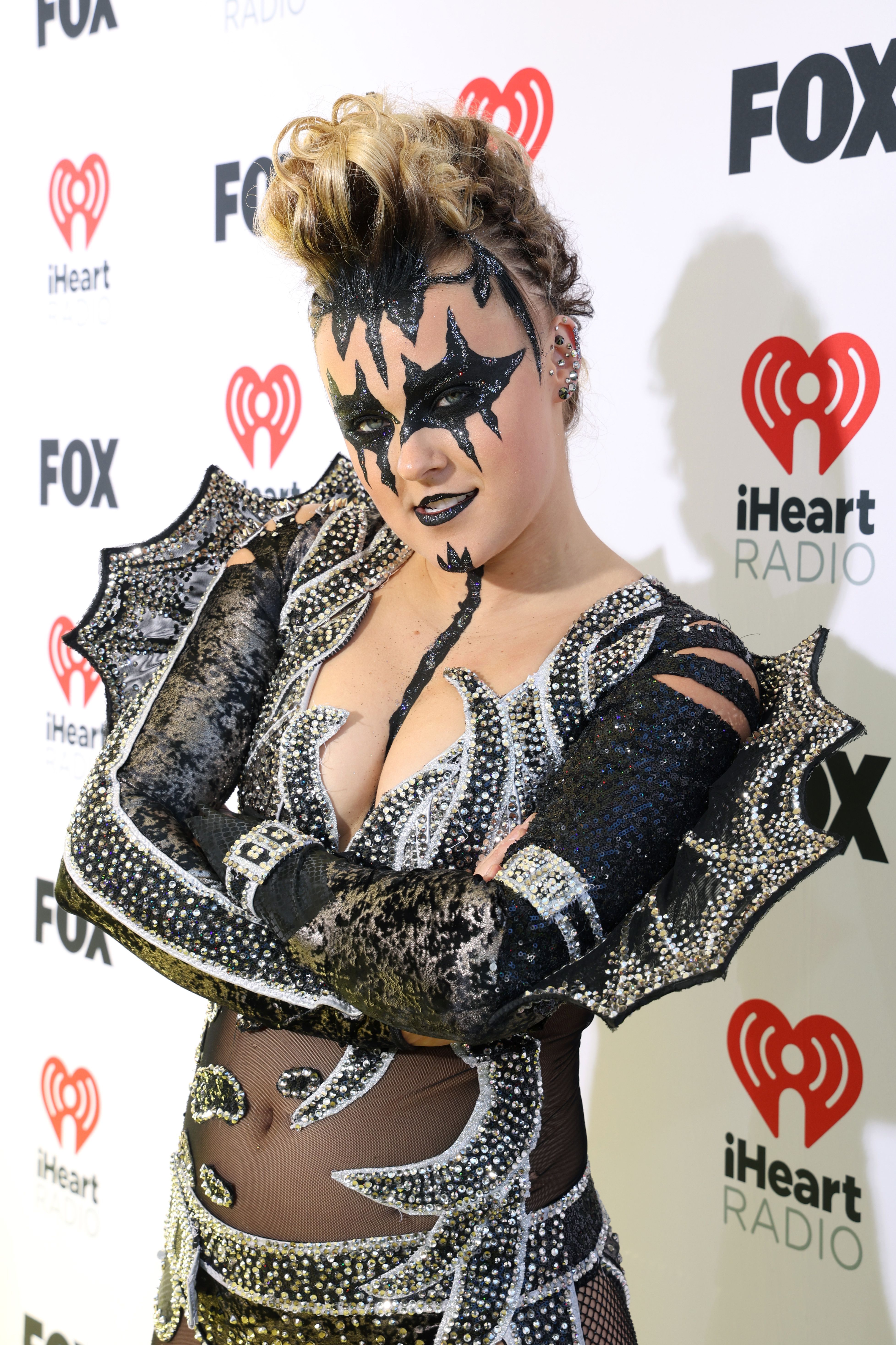 jojo siwa dressed as KISS