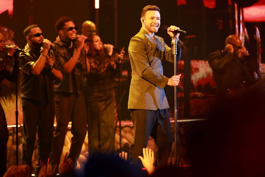 Justin Timberlake performing