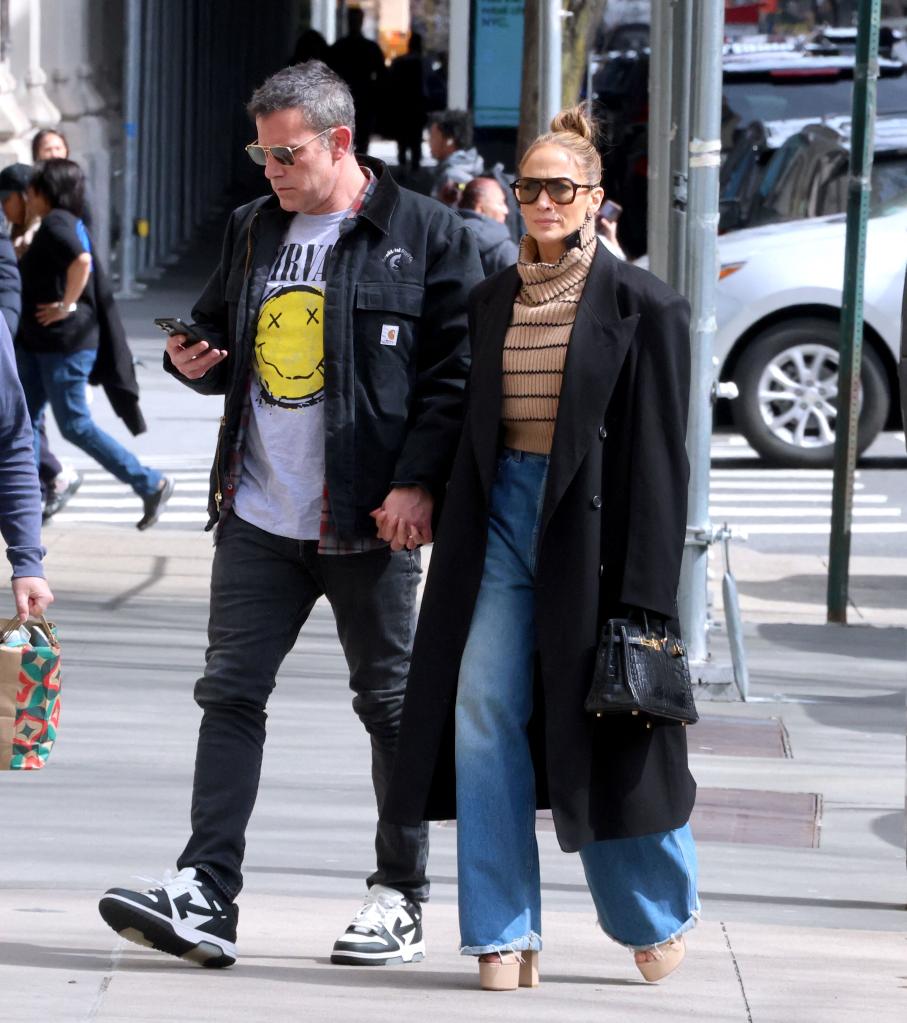 Ben Affleck and Jennifer Lopez walking together