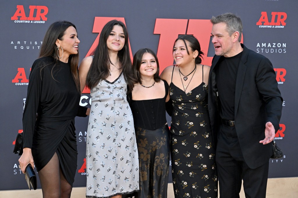 Matt Damon, Luciana Barroso and daughters