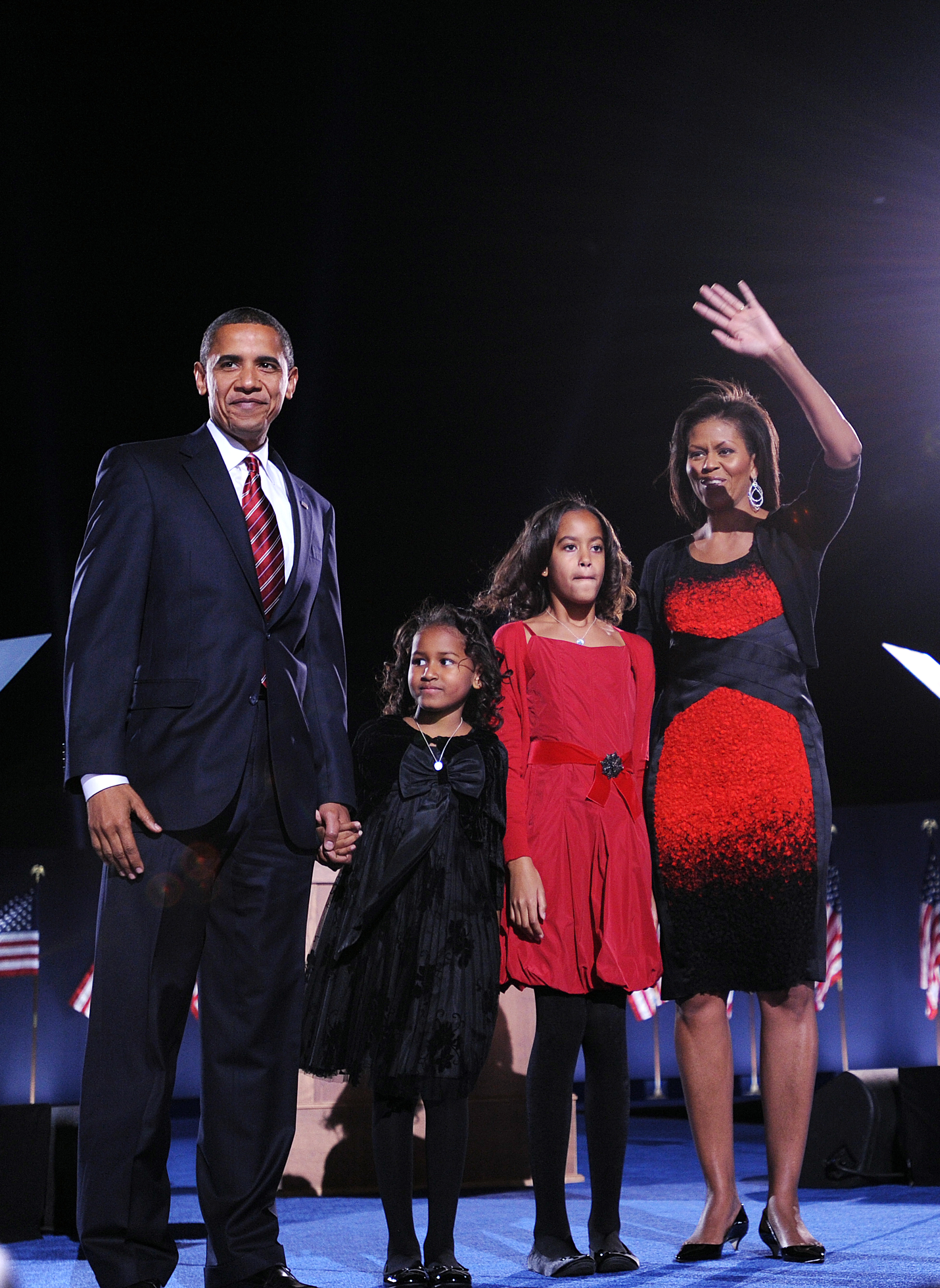 Malia Obama, Sasha Obama, Barack Obama and Michelle Obama in 2008.