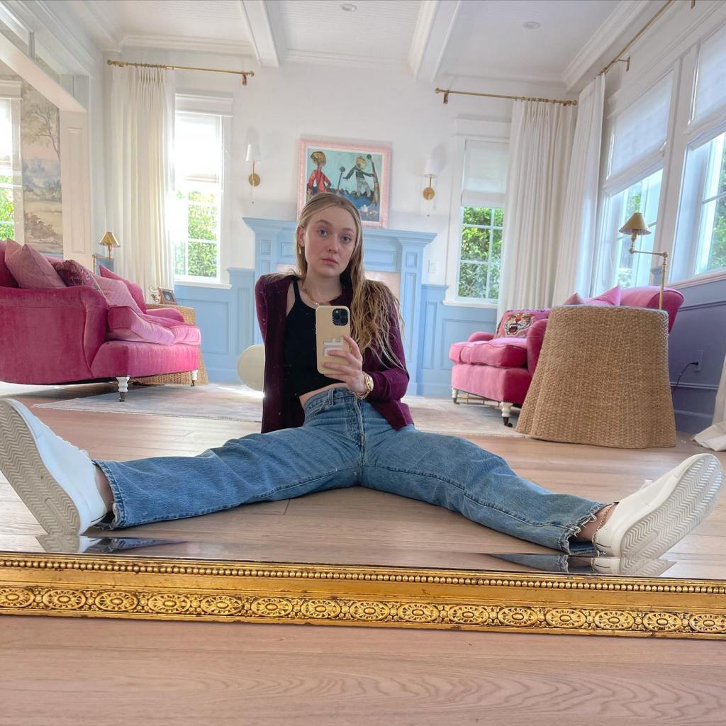 Dakota Fanning in a selfie. 