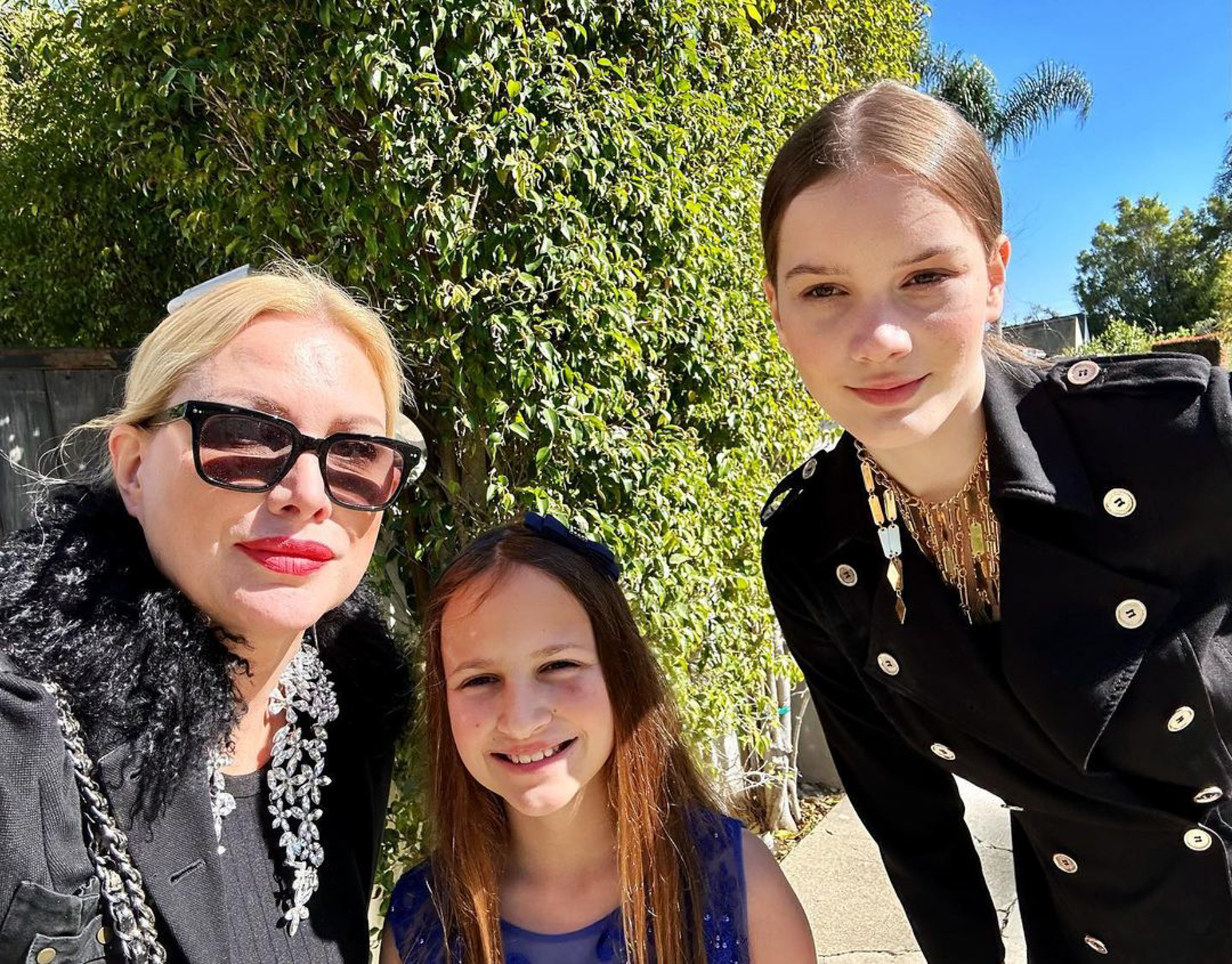 Alice Evans with her daughters.
