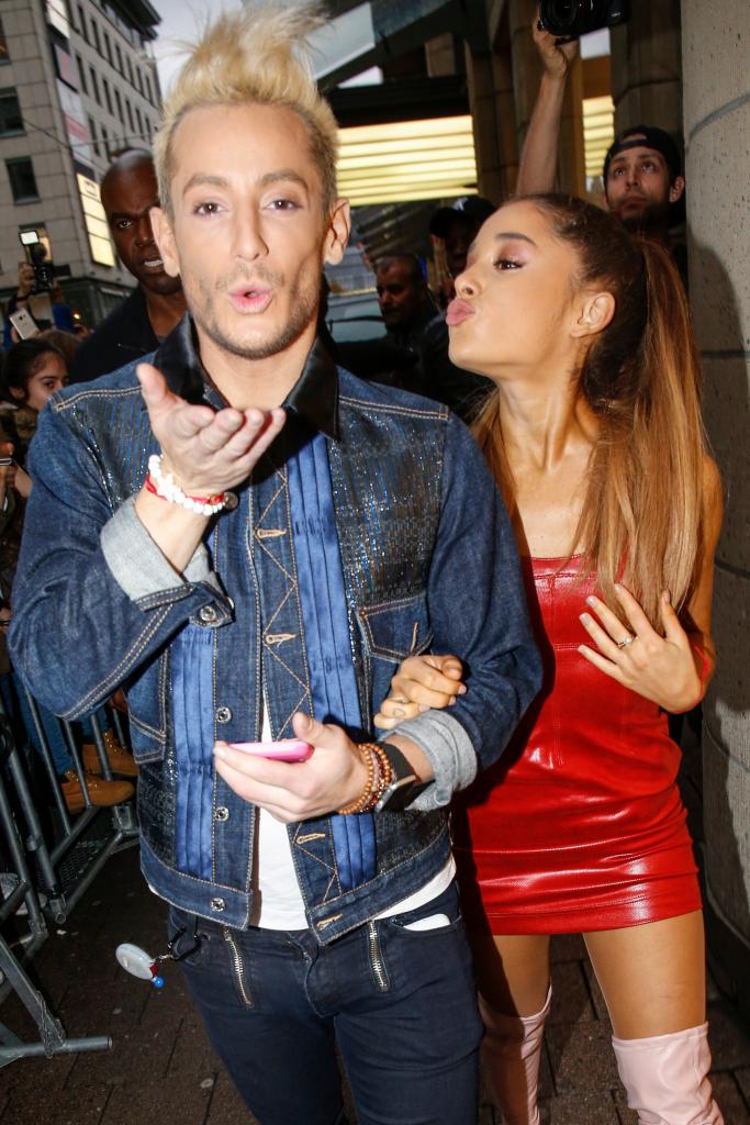 Frankie Grande and Ariana Grande posing together