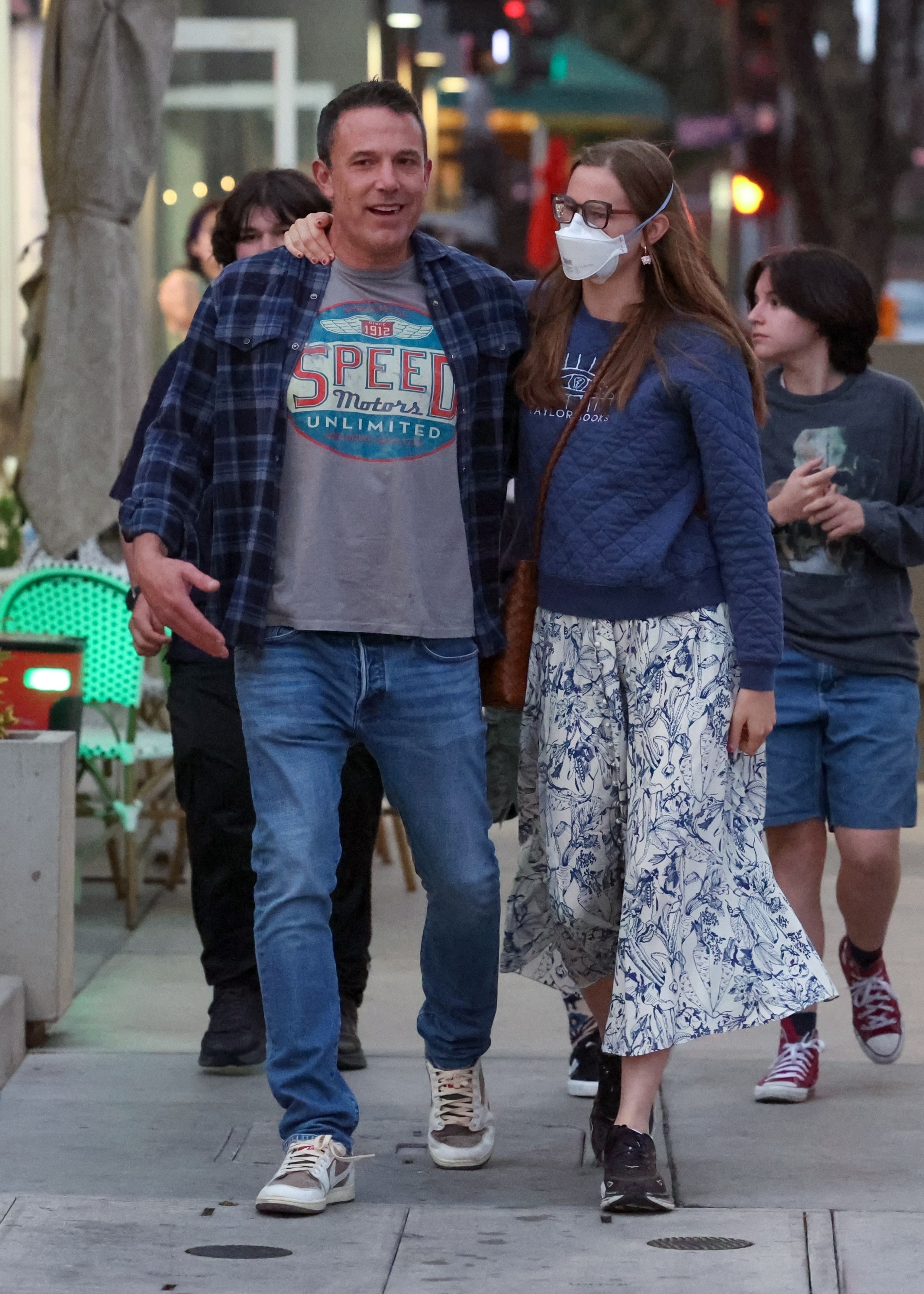 Ben Affleck and Violet Affleck walking together 