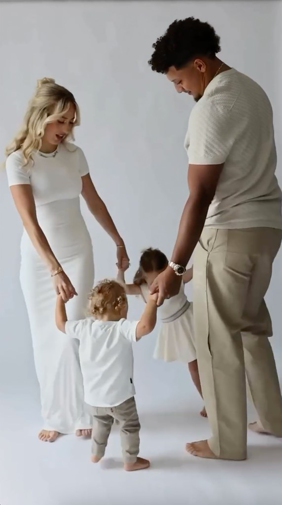 Patrick Mahomes, Brittany Mahomes and kids