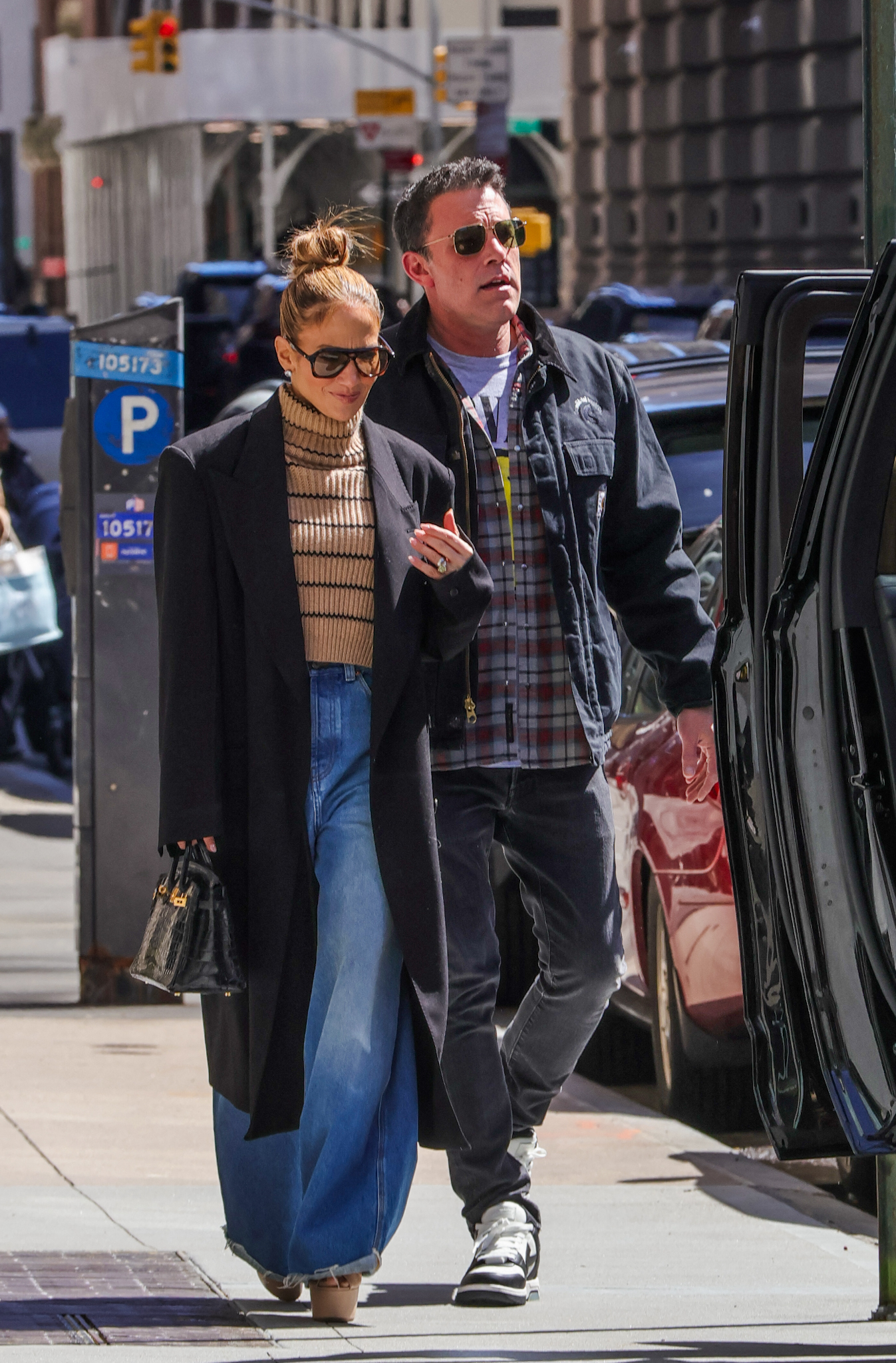 Jennifer Lopez and Ben Affleck walking together