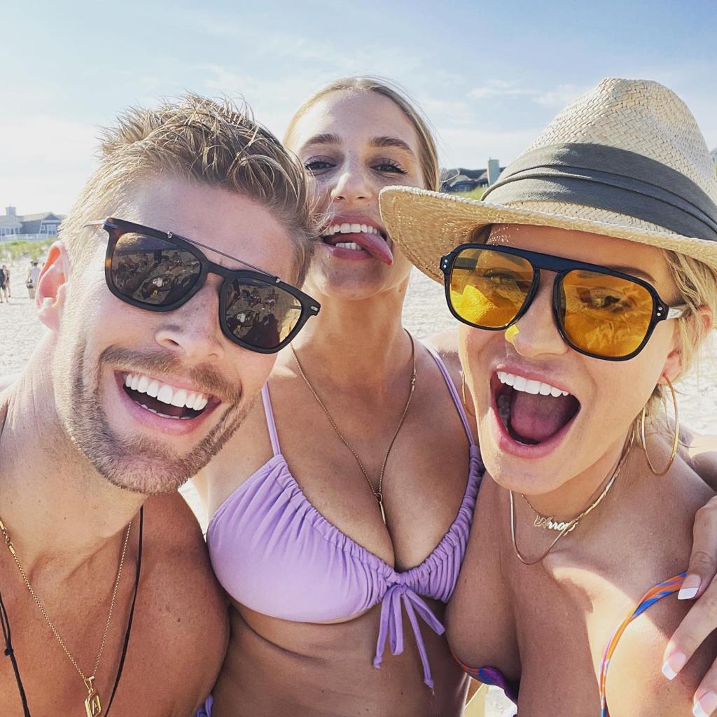 A selfie of Kyle Cooke, Amanda Batula and Lindsay Hubbard