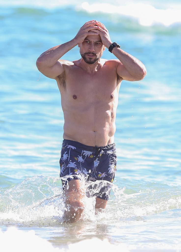 Ioan Gruffudd at the beach.